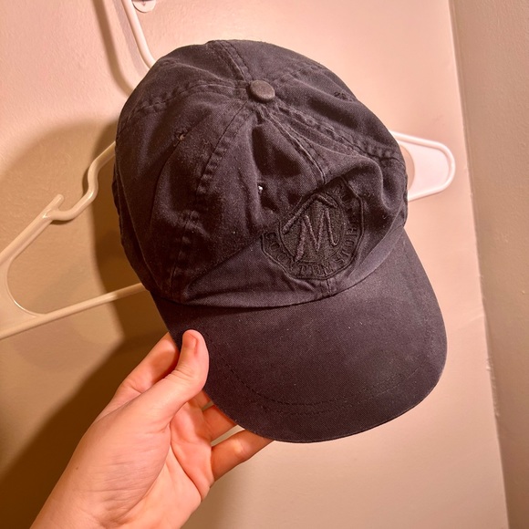 Vintage Accessories - Vintage Marlboro black hat with adjustable back ⚡️⚡️